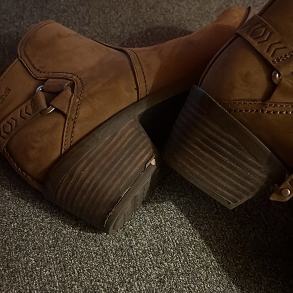 Teva Anaya Brown Bootie - Picture 10 of 10